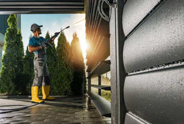 Best Parking Lot and Garage Cleaning  in Dover, FL