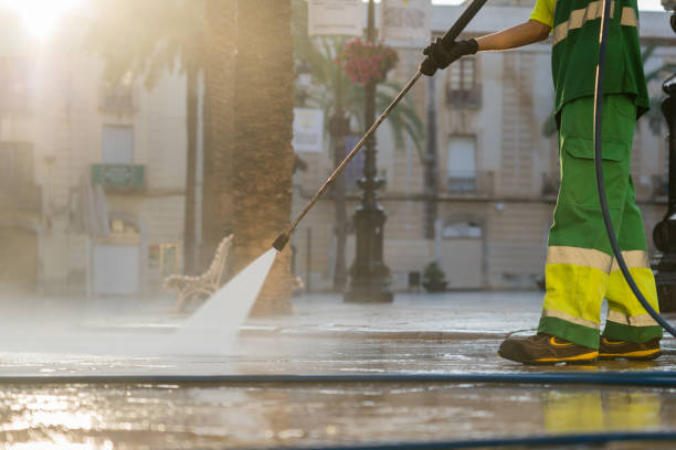 Post-Construction Pressure Washing in Dover, FL